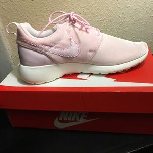 Nike Roshe One